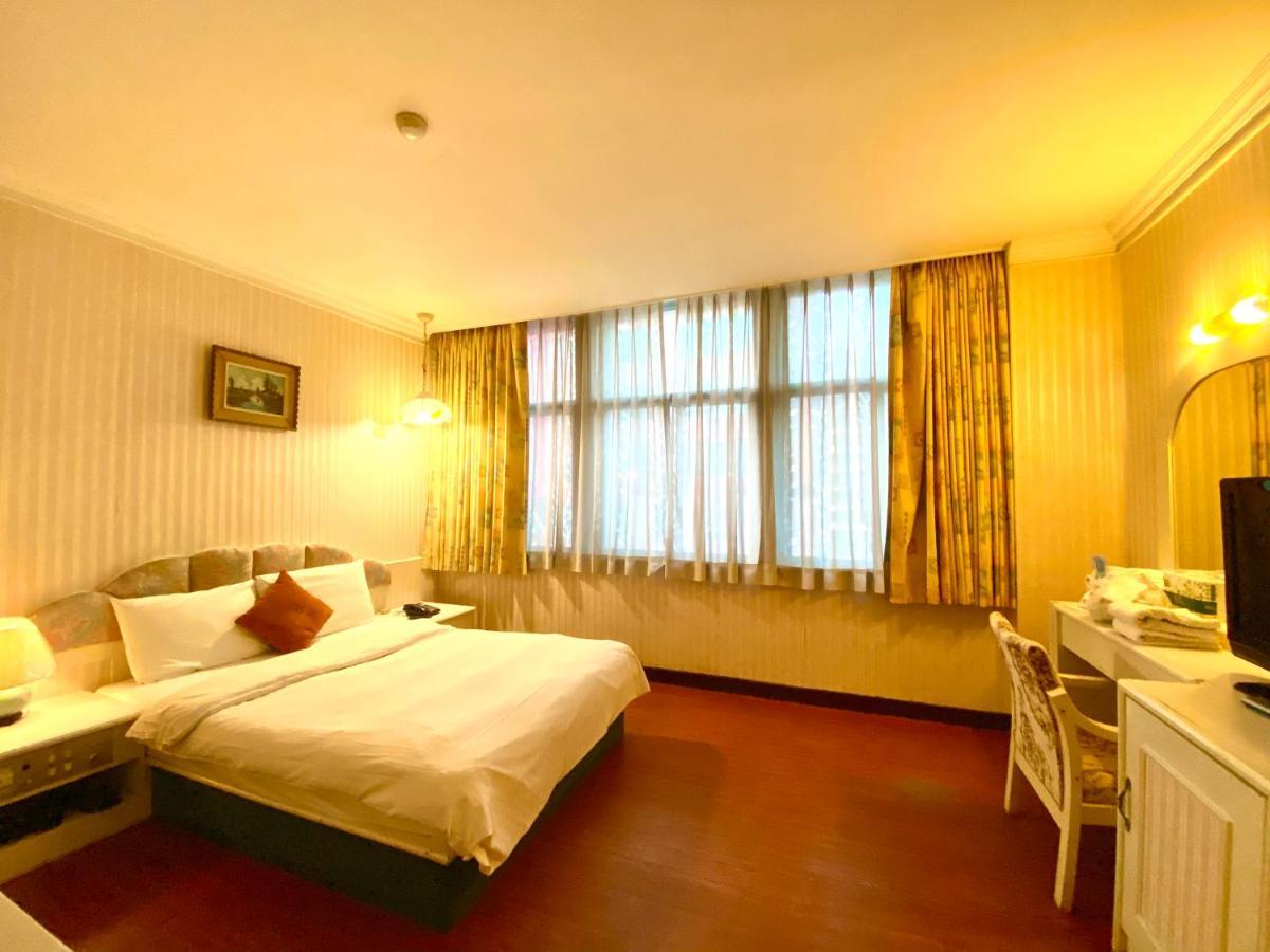 Chung Shan Business Hotel Таоюань Экстерьер фото